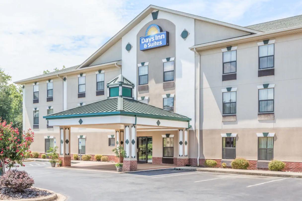 Super 8 By Wyndham Morganton Hotel Luaran gambar